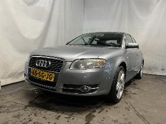 Coche accidentado Audi A4 A4 (B7) Sedan 2.0 20V (ALT) [96kW]  (11-2004/06-2008) 2006/1