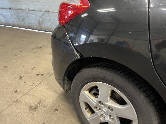 Toyota Auris Auris (E15) Hatchback 1.8 16V HSD Full Hybrid (2ZRFXE) [100kW]  (09-20=
10/09-2012) picture 8