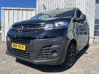 Vaurioauto  passenger cars Opel Vivaro Vivaro Van 1.5 CDTI 120 (D15DTH(DV5RUC)) [88kW]  (03-2019/...) 2020/10