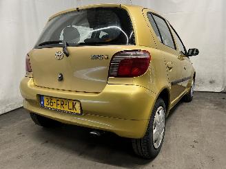 Toyota Yaris Yaris (P1) Hatchback 1.3 16V VVT-i (2SZFE) [63kW]  (08-1999/11-2005) picture 5