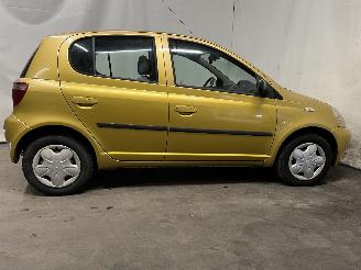 Toyota Yaris Yaris (P1) Hatchback 1.3 16V VVT-i (2SZFE) [63kW]  (08-1999/11-2005) picture 7