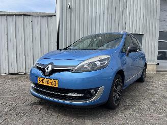 Coche accidentado Renault Scenic Grand Scénic III (JZ) MPV 1.5 dCi 110 (K9K-657) [81kW]  (04-2009/09-=
2016) 2013/6