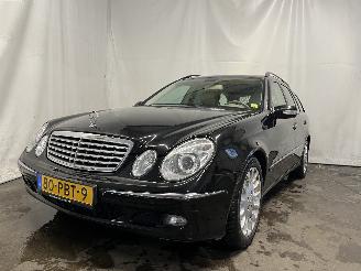 Schadeauto Mercedes E-klasse E Combi (S211) Combi 3.5 E-350 V6 24V (M272.964) [200kW]  (03-2005/07-=
2009) 2005/11