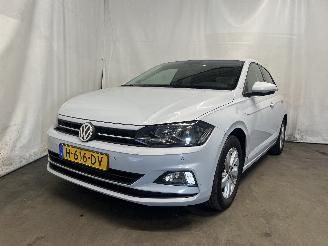 Schadeauto Volkswagen Polo Polo VI (AW1) Hatchback 5-drs 1.0 TSI 12V (DUSB) [70kW]  (06-2017/...)= 2020/1