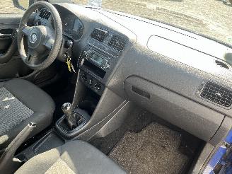 Volkswagen Polo Polo V (6R) Hatchback 1.2 12V BlueMotion Technology (CGPA(Euro 5)) [51=
kW]  (06-2009/05-2014) picture 7