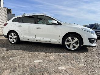 Renault Mégane Megane III Grandtour (KZ) Combi 5-drs 1.2 16V TCE 115 (H5F-400(H5F-A4)=
) [85kW]  (03-2012/02-2016) picture 6
