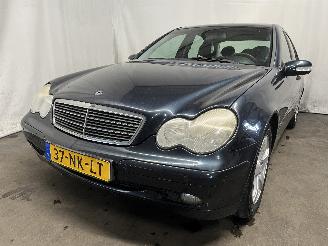 skadebil auto Mercedes C-klasse C (W203) Sedan 1.8 C-180K 16V (M271.946) [105kW]  (05-2002/02-2007) 2003/11