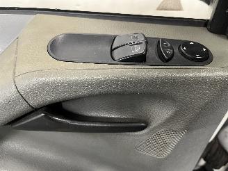 Mercedes Vito Vito (639.6) Van 2.2 109 CDI 16V (OM646.980) [70kW]  (08-2006/08-2014)= picture 22