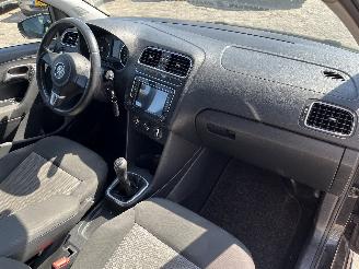 Volkswagen Polo Polo V (6R) Hatchback 1.2 TDI 12V BlueMotion (CFWA(Euro 5)) [55kW]  (1=
0-2009/05-2014) picture 14
