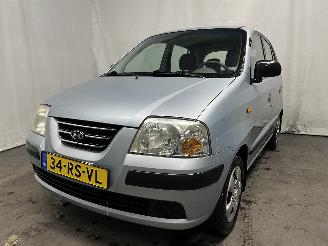 Damaged car Hyundai Atos Atos Hatchback 1.1 12V (G4HD) [43kW]  (05-2003/05-2005) 2005/8