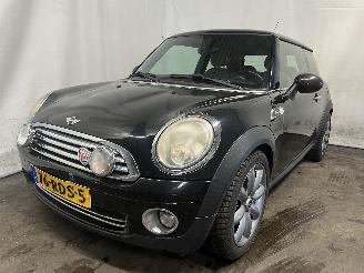 skadebil auto Mini Mini Mini (R56) Hatchback 1.6 16V Cooper (N16-B16A) [90kW]  (09-2009/11-201=
3) 2011/5