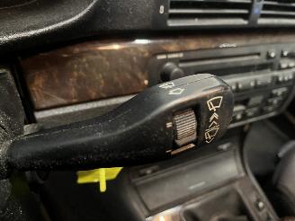 BMW 3-serie 3 serie (E46/4) Sedan 323i 24V (M52TU-B25(256S4)) [125kW]  (03-1998/09=
-2000) picture 19