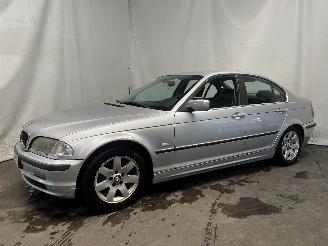 BMW 3-serie 3 serie (E46/4) Sedan 323i 24V (M52TU-B25(256S4)) [125kW]  (03-1998/09=
-2000) picture 3