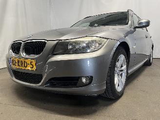 skadebil auto BMW 3-serie 3 serie Touring (E91) Combi 316i 16V (N43-B16A) [90kW]  (09-2008/06-20=
12) 2010/1