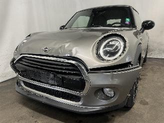 Unfallwagen Mini Mini Mini (F56) Hatchback 3-drs 1.5 12V Cooper (B38A15A) [100kW]  (12-2013/=
=2E..) 2019/3