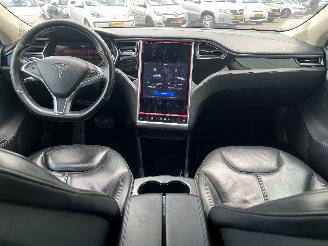 Tesla Model S Model S Liftback 85 (L1S) [270kW]  (09-2012/02-2016) picture 20