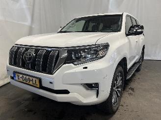 Schadeauto Toyota Landcruiser Land Cruiser (J15) Hardtop Terreinwagen 2.8 D-4D 16V (1GD-FTV) [150kW]=
  (07-2020/...) 2021/2