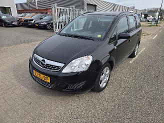 Vaurioauto  passenger cars Opel Zafira 1.6 Business 7 zitplaatsen 2008/1