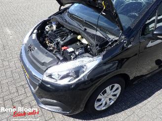Peugeot 208 1.2 Puretech Bluelion Airco 5drs picture 12