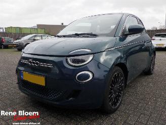 krockskadad bil auto Fiat 500 La Prima 42kwh 118pk Aut. Navi 2020/12