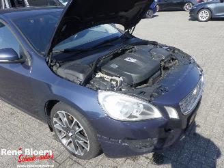 Volvo V-60 2.0 D3 picture 9