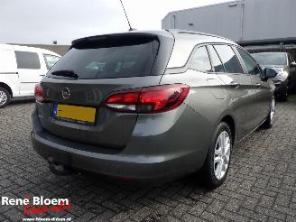Schadeauto Opel Astra SPORTS TOURER 1.2 Business Edition 110pk 2020/2