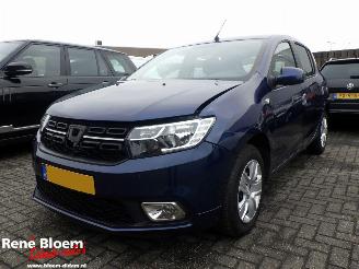 krockskadad bil auto Dacia Sandero 0.9  Tce Laureate Airco 5drs 2019/3