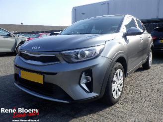 Schadeauto Kia Stonic 1.0 T-GDi MHEV Comfort Line Navi 2025/6