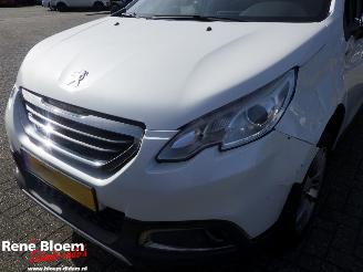 Peugeot 2008 1.2 PureTech Style Airco picture 4