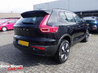 Schadeauto Volvo EX40 Single Motor Essential 70kWh 2024/10