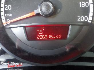 Volkswagen Up! 1.0 Move up! Bluemotion picture 16