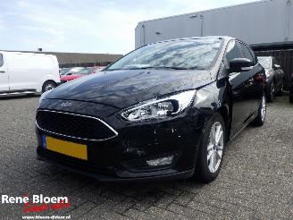 Schadeauto Ford Focus Wagon 1.0 Titanium 125pk 2018/6