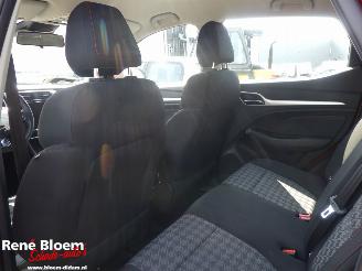 MG ZS EV Long Range Comfort 70kwh picture 13