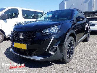 Vaurioauto  passenger cars Peugeot e-2008 EV Allure Pack 50 kWh 2022/5