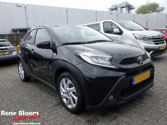 Toyota Aygo X 1.0 VVT-i MT First 5drs picture 5
