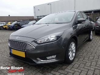 Schadeauto Ford Focus 1.0 Trend Automaat 125pk 2016/1