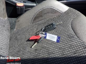 Peugeot 2008 1.2 vtI Allure Pack Premium Plus Automaat picture 12
