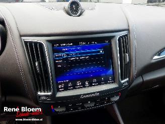 Maserati Levante 3.0 V6 D AWD 275pk Aut picture 18