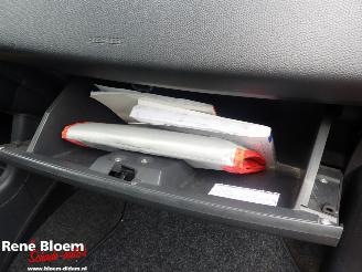 Suzuki Swift 1.5 Exlusive 102pk 5drs Airco picture 11