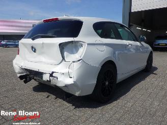 BMW 1-serie 114i Upgrade Edition picture 4