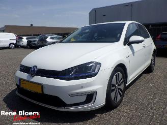 Voiture accidenté Volkswagen e-Golf e-Golf 2015/10