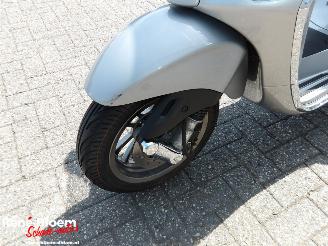 Piaggio  Primavera Elettrica 45 picture 13