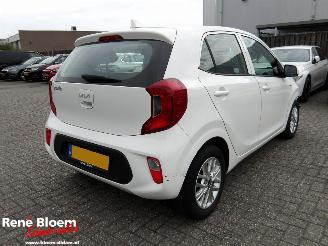 krockskadad bil auto Kia Picanto 1.0 DPI Dynamicline 2022/3