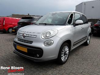 krockskadad bil auto Fiat 500L Twinair Lounge 105pk 2014/6