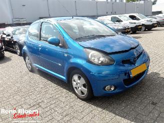 Toyota Aygo 1.0 12V 5drs Airco picture 5