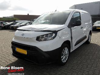 Unfall Kfz Van Toyota Proace City 1.5D 4D L2 Long Challenger 2024/11