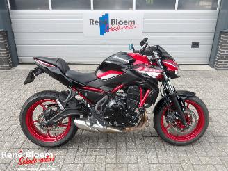 dañado motos Kawasaki  Z650 2025/1