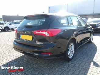 krockskadad bil auto Ford Focus 1.0 Ecoboost Business 2022/1