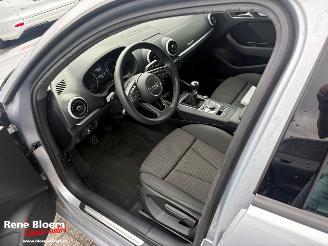 Audi A3 SPORTBACK 30 TDI Advance 5drs Navi picture 16