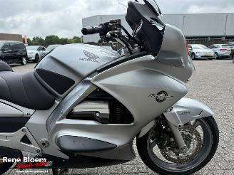 Honda ST 1300 Pan European picture 20